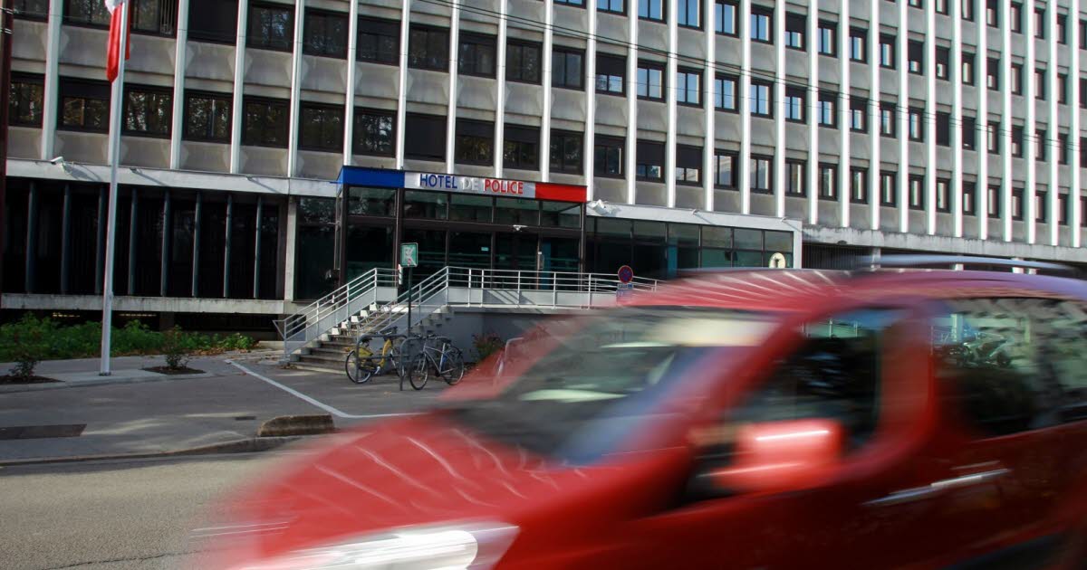 Grenoble. Deux enseignants en garde à vue pour une banderole sur Bruno Retailleau à la manifestation de la fonction publique