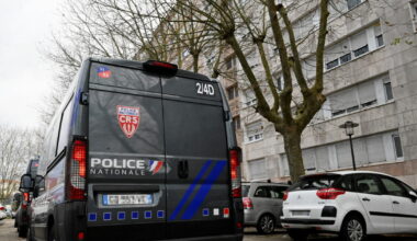 Saint-Etienne. Son véhicule gêne la circulation, il est interpellé en possession de pochons de cocaïne