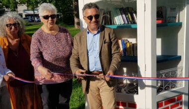 Roanne. Inauguration de la huitième boîte à livres