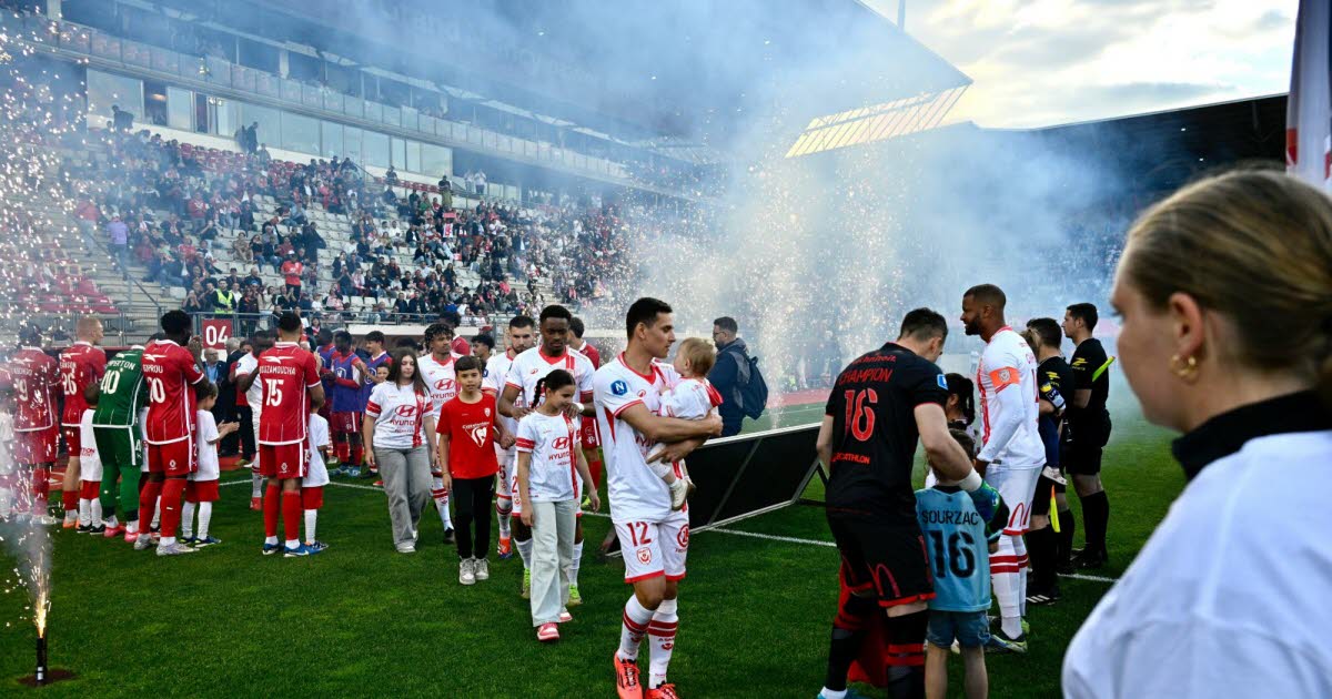 Photos. Une affluence record, des buts, mais pas de victoire pour la der de l'AS Nancy Lorraine face à Rouen