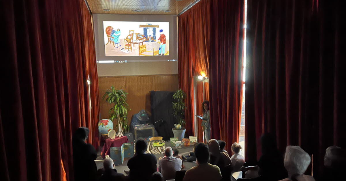 En image. Le "Jour du livre" à Vénissieux a enchanté petits et grands