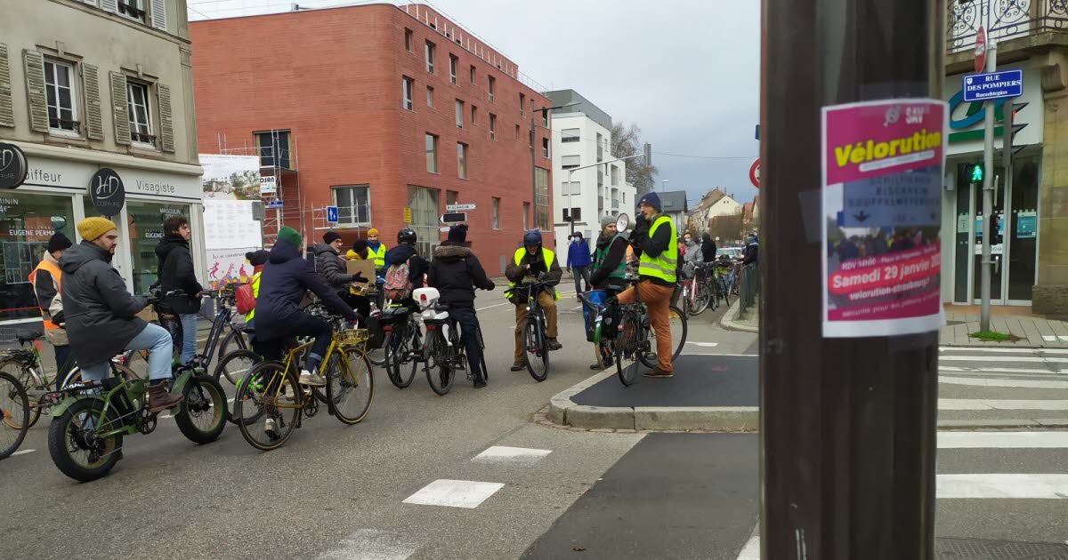 dimanche, on manifeste à vélo de Reichstett à Strasbourg