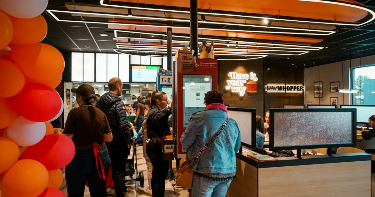ils se sont précipités à l'ouverture du nouveau Burger King