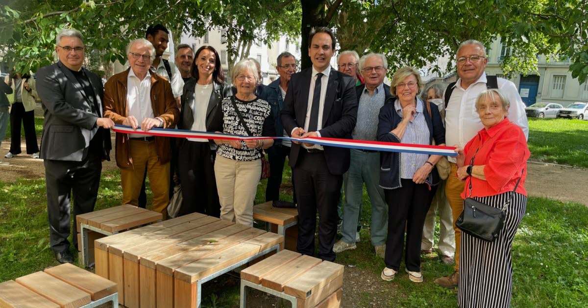 Lyon 2e Arrondissement. Des bancs et des arbres pour la place de l’Hippodrome