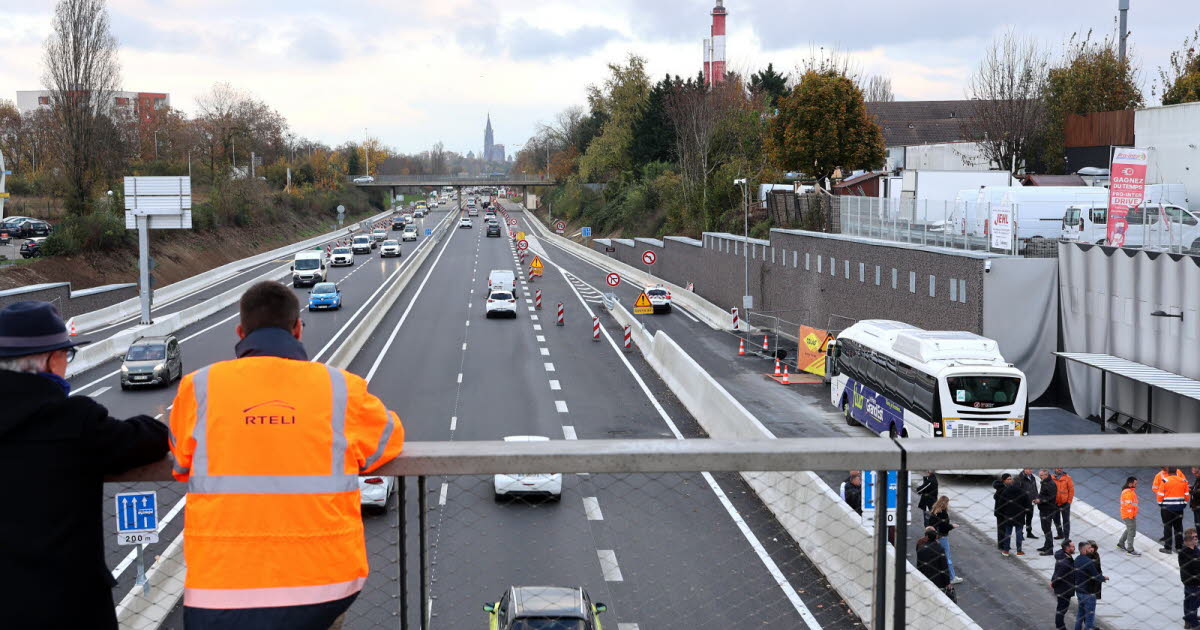 l’achèvement du projet engagé sur une voie chaotique