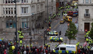 Royaume-Uni. Un automobiliste fonce dans la foule à Liverpool lors de la parade du club de football