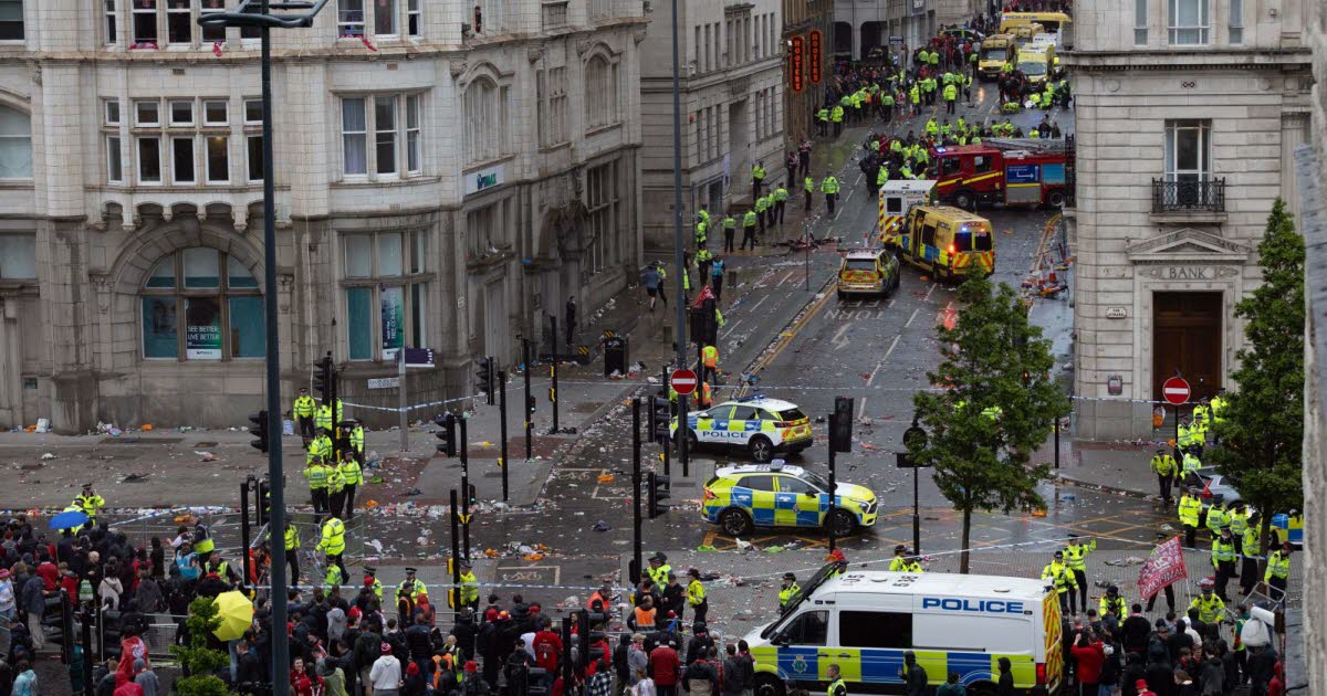 Royaume-Uni. Un automobiliste fonce dans la foule à Liverpool lors de la parade du club de football