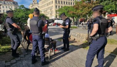 le préfet délégué accompagne les forces de police