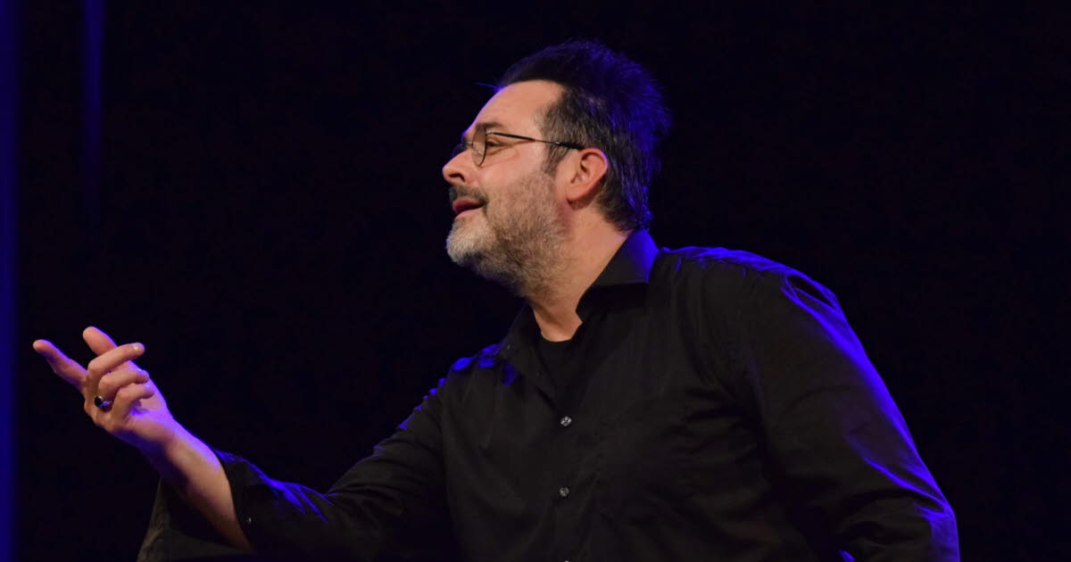 Strasbourg. Au Münsterhof, Christophe Feltz propose un spectacle poético-musical dédié aux « Fleurs du mal »