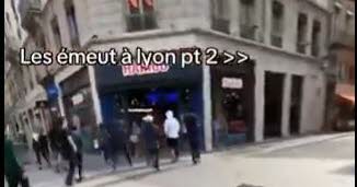 une bande s’attaque au magasin en plein centre de Lyon