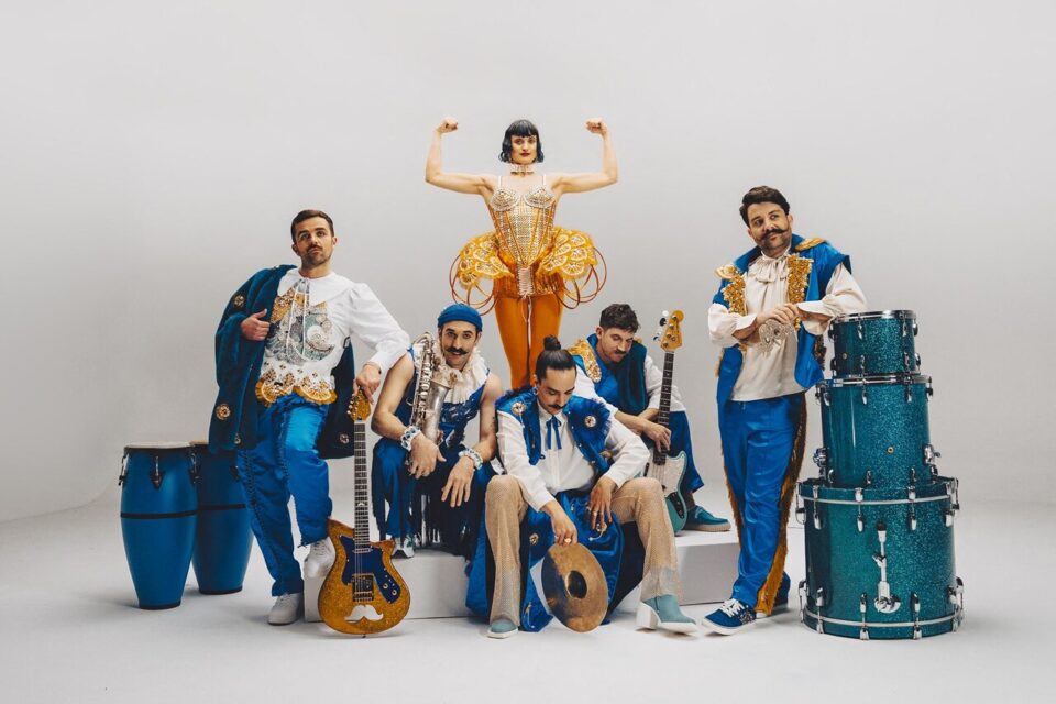 Deluxe annonce un concert sauvage et gratuit, place de la Trinité, à Toulouse, vendredi 16 mai 2025 ! 