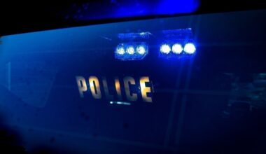 la police intervient, un camion de la DIR Ouest percuté