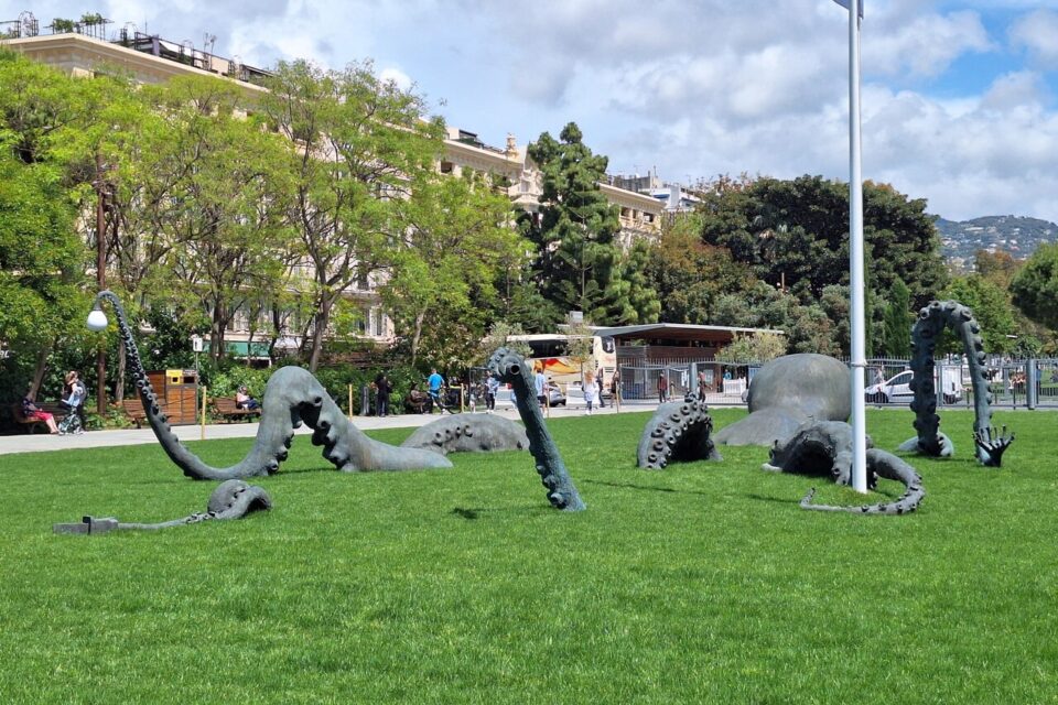 La pieuvre fait partie d'une exposition dans le cadre de l'UNOC.