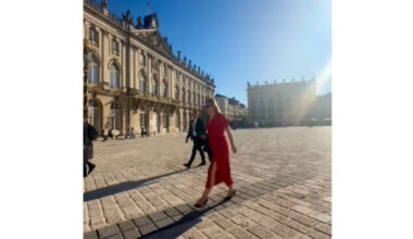VIDEO. La présidente de l'Assemblée nationale "frime" place Stanislas à Nancy : "C'est indécent"