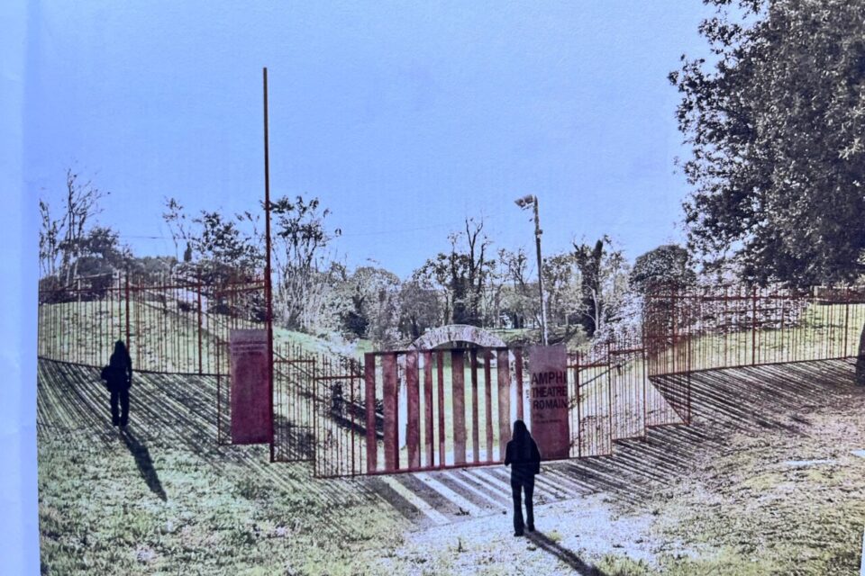 La clôture sera avancée jusqu'à l'entrée des arènes.