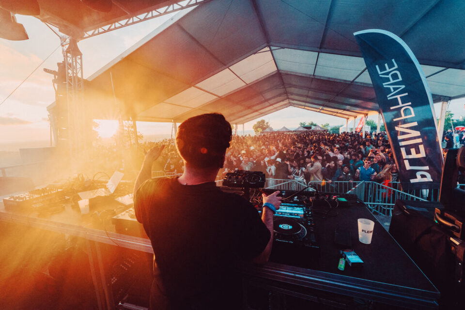 Le Plein Phare festival revient pendant trois jours sur les hauteurs de Toulouse, du 3 au 5 mai 2024.