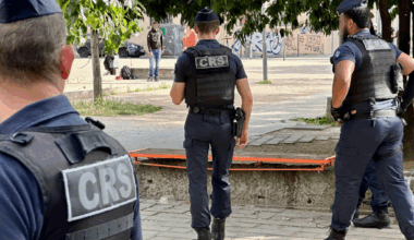 la police mène une opération massive