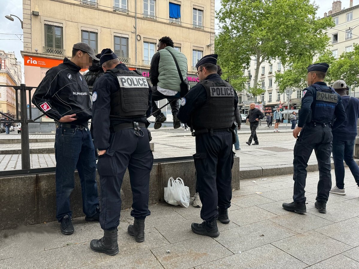 Lyon. La police maintient la pression à la Guillotière, placée sous haute surveillance