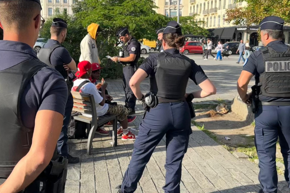 Les contrôles se sont enchaînés dès 17 h 30 dans le quartier de la Guillotière à Lyon, ce mardi 27 mai 2025.