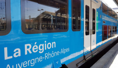 la vérification des billets tourne mal en gare de Gières tourne mal, une contrôleuse frappée