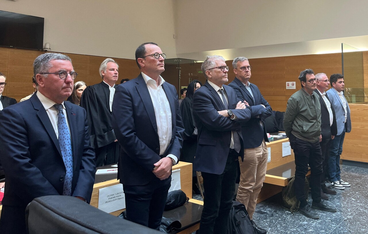 inéligibilité et prison avec sursis requis