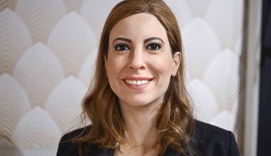 Quelle Époque ! : Léa Salamé revient avec force sur la polémique Ardisson