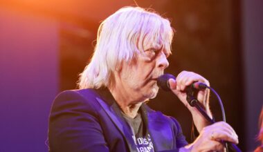 Renaud tombé dans un "délire paranoïaque" : le KGB à l’origine de son alcoolisme ? Cette folle histoire