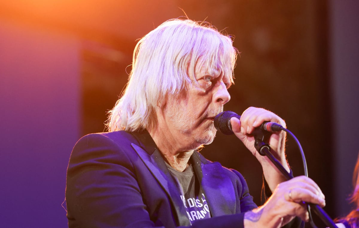 Renaud tombé dans un "délire paranoïaque" : le KGB à l’origine de son alcoolisme ? Cette folle histoire