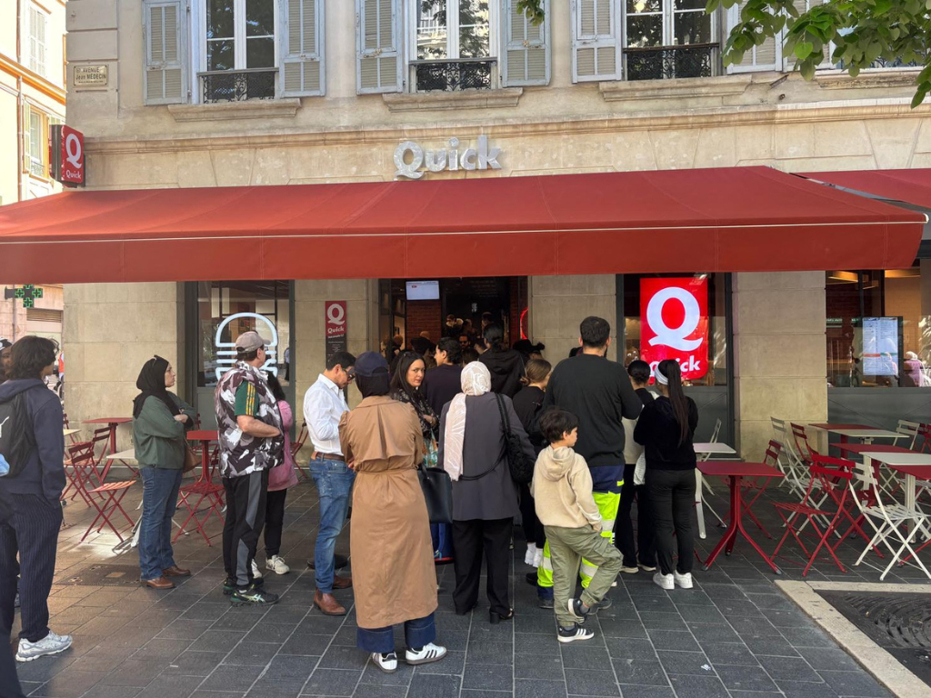 Nice. Le restaurant Quick fait un retour triomphant et annonce une nouveauté