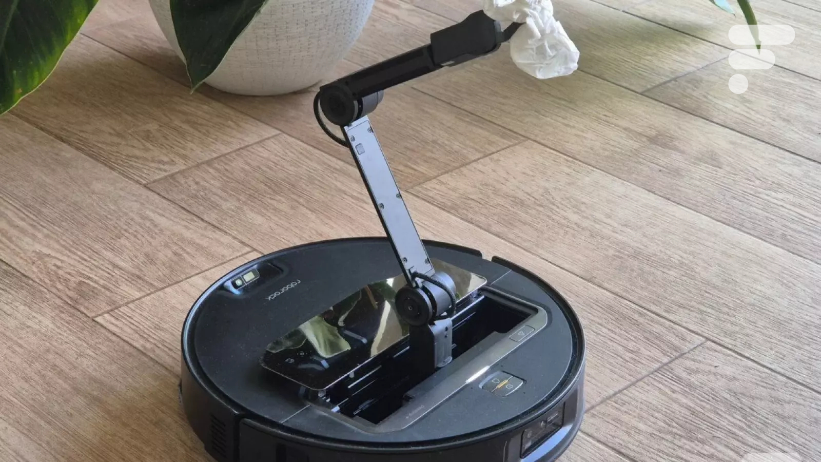 Test Roborock Saros Z70 : notre avis complet - Aspirateurs robot