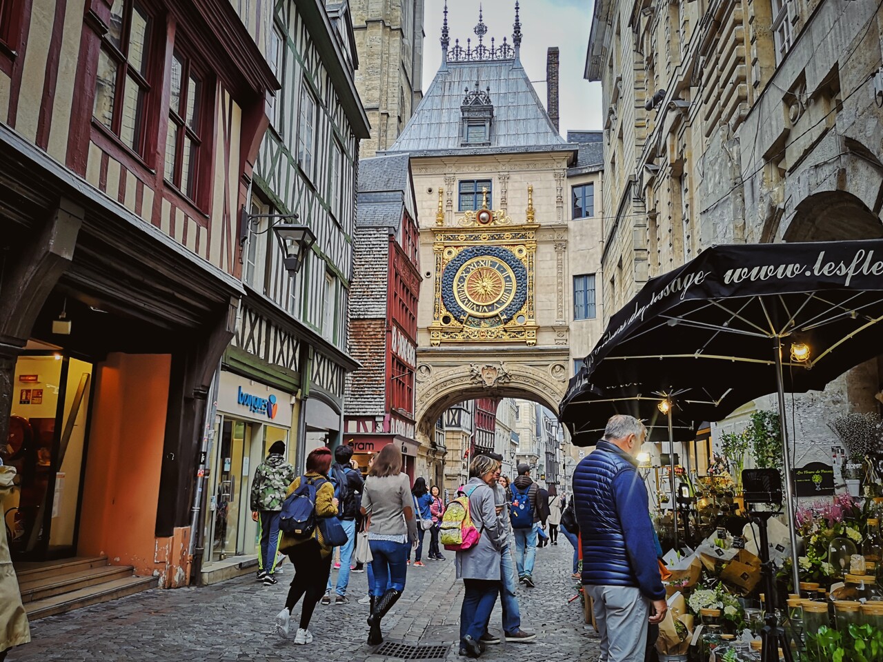 Où faire ses courses à Rouen ce jeudi férié ? Voici les magasins ouverts pour l'Ascension