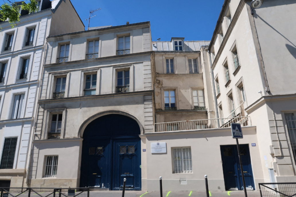 l'ancien directeur de l'école catholique Saint-Jean-de-Passy jugé pour agression sexuelle sur un élève