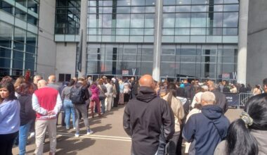 Lyon. Le salon d'Algérie pris d'assaut, les organisateurs débordés : "On est dégoûtés"