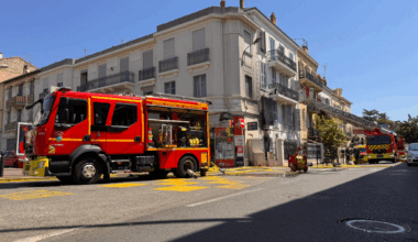 un appartement ravagé par les flammes, six personnes évacuées d'urgence