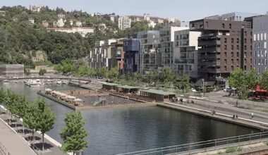 se baigner dans la darse info à Lyon