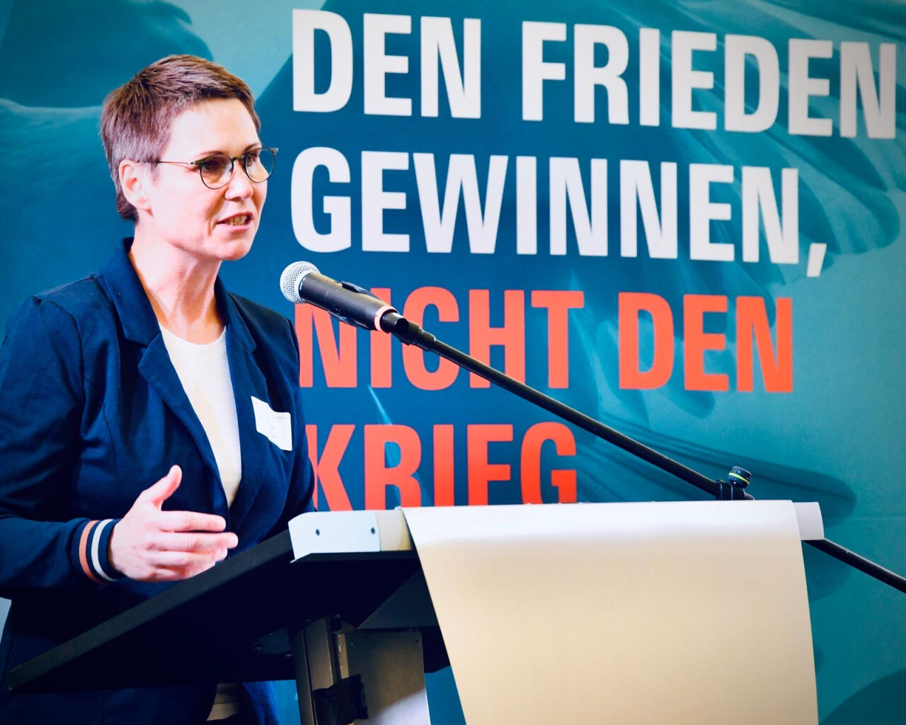Allemagne : « chaque euro dépensé dans l’armement est un euro qui manque pour les politiques sociales »