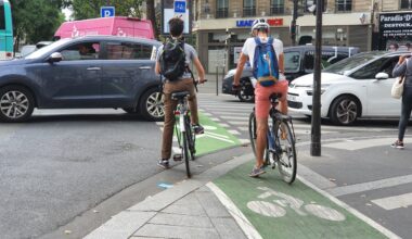 la mairie au chevet du boulevard Magenta