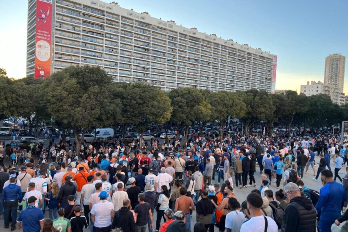 Marseille. Métro et bus déviés, circulation infernale... Une foule immense attendue