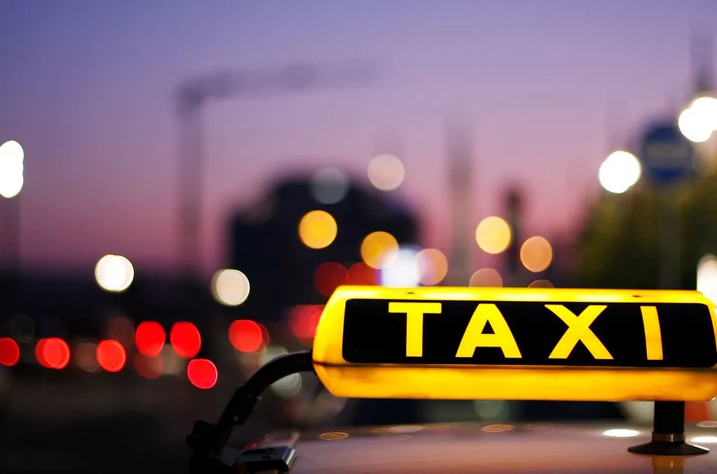 Les taxis ont mené une grosse opération escargot, hier après-midi, en Île-de-France