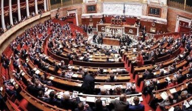 France : Le Sénat retire aux associations leur rôle d’accompagnement juridique dans les centres de rétention
