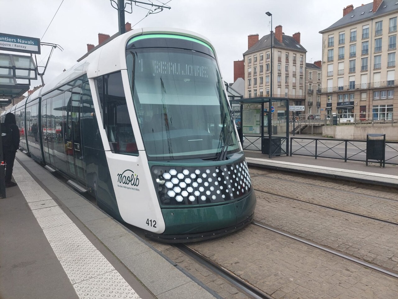 un job-dating original s'installe à trois arrêts de tramway