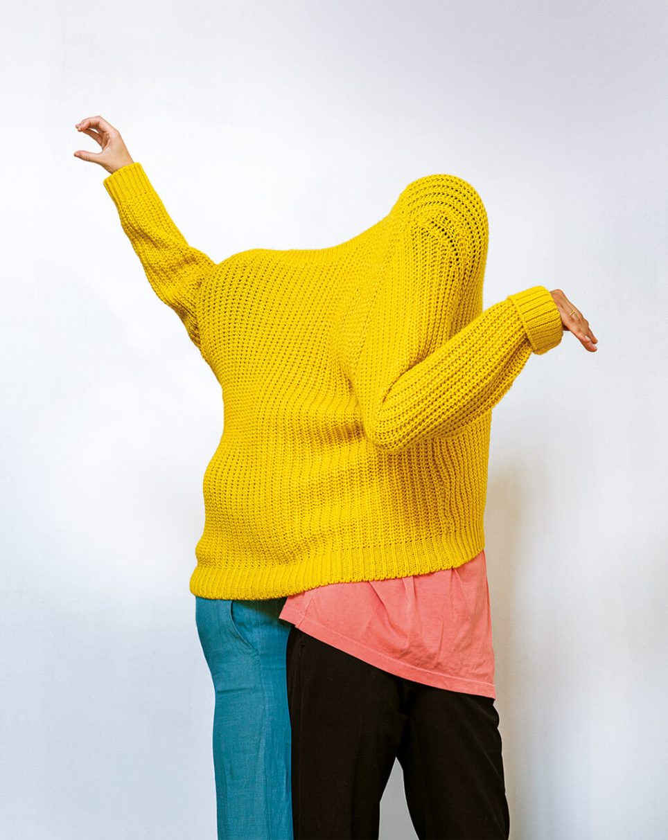 Erwin Wurm, One minute sculpture, performance pour l’exposition Mode d’emploi