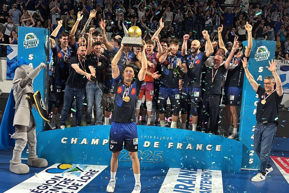 le Tours Volley-Ball entre dans l'Histoire en remportant son dixième titre de champion de France