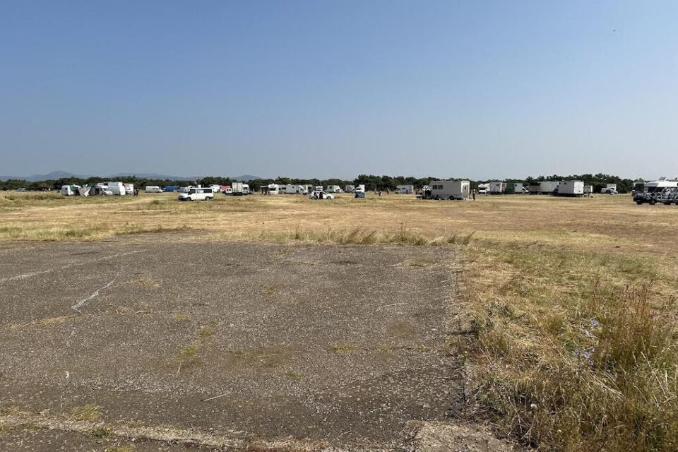 Mardi, près de 200 teufeurs étaient encore sur le causse à NIzas