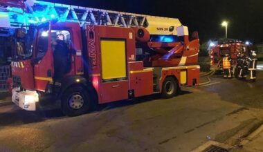 cinq véhicules détruits par un incendie dans une résidence, trente locataires évacués