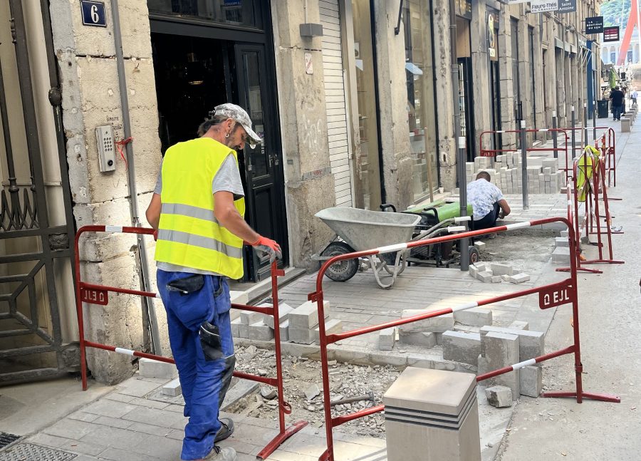Lyon. A peine terminée, la rue de l’Ancienne Préfecture de nouveau éventrée -