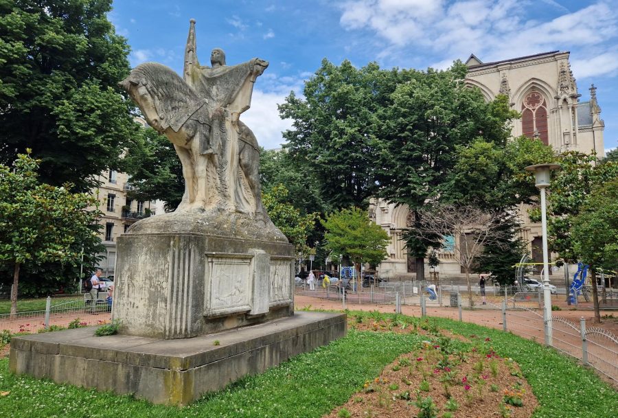Lyon. La statue de Jeanne d'Arc sera-t-elle restaurée à temps ? -