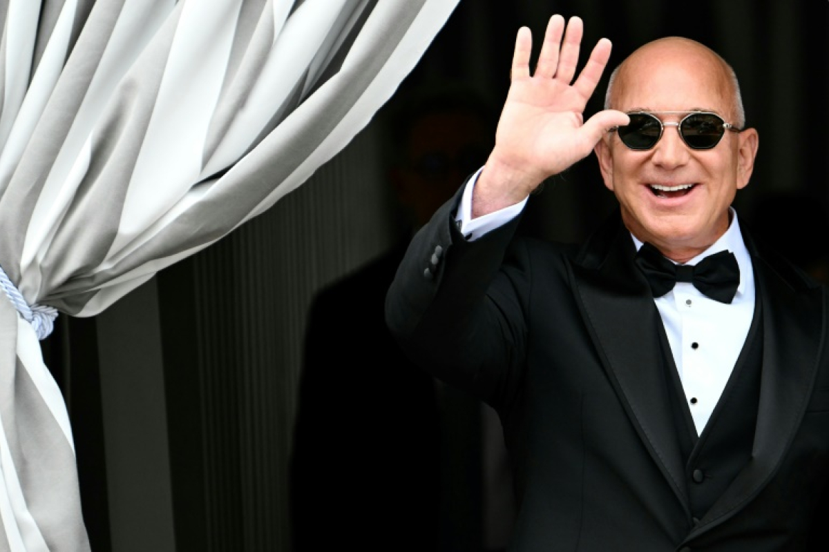 Bezos et Lauren Sanchez se sont dit oui dans une Venise divisée sur ce mariage - 27/06/2025 à 23:49