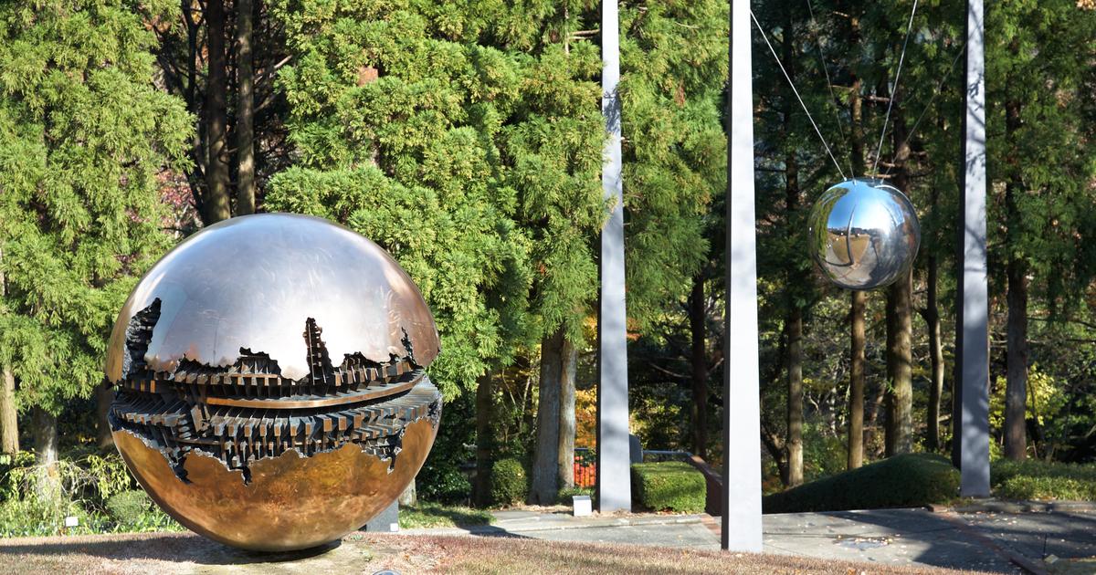 Décès du sculpteur italien Arnaldo Pomodoro à la veille de ses 99 ans