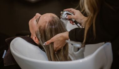 "Elle s'est mise en sous-vêtements" : des coiffeurs racontent leurs pires expériences avec des clients